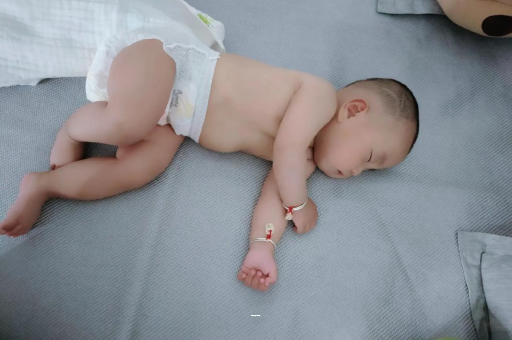 随县宝宝咳嗽发烧拉肚子